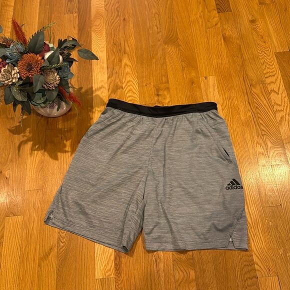 Adidas Men's Gray/Black Shorts - L - NWOT - Picture 1 of 6